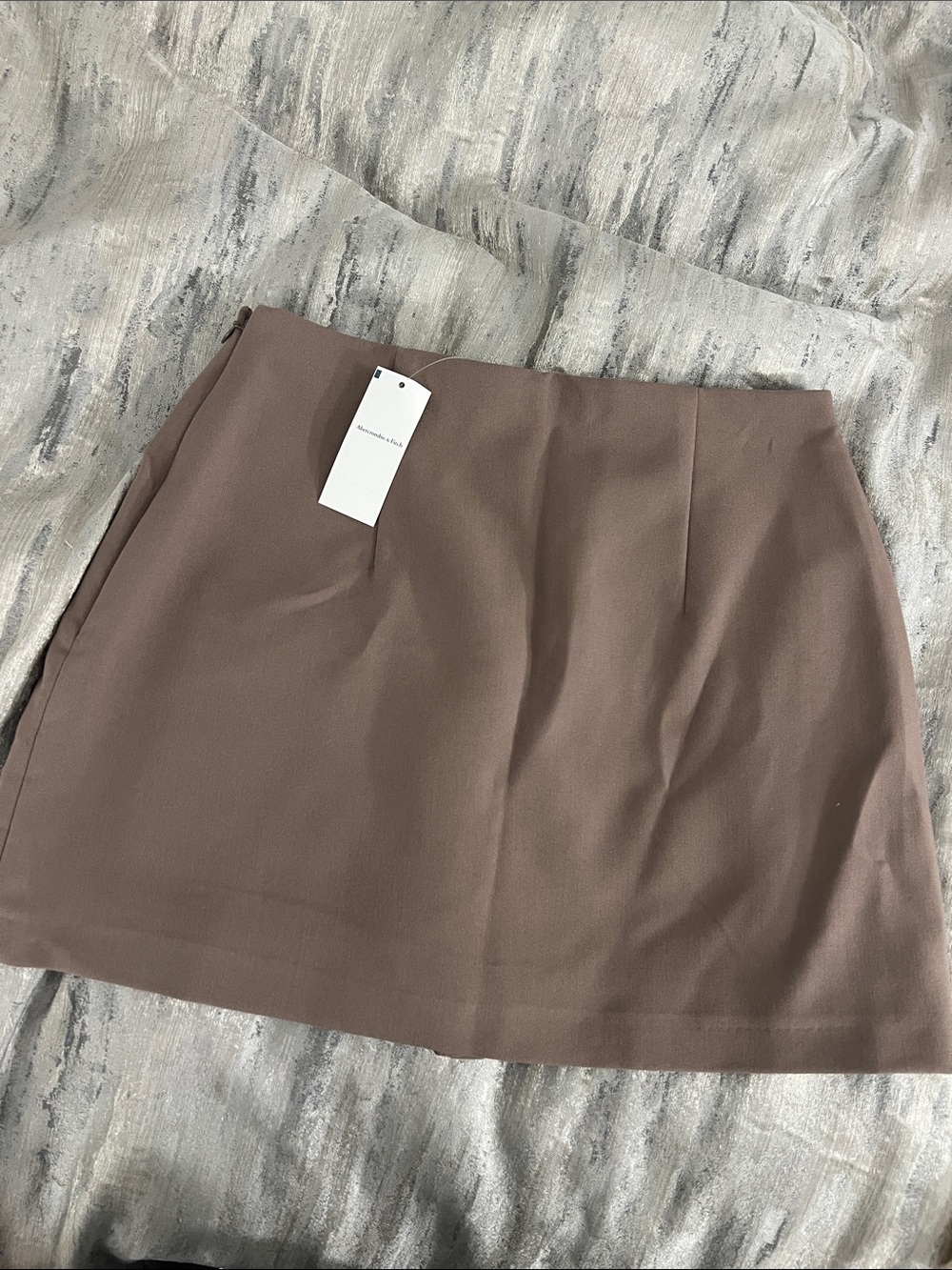 Abercrombie & Fitch Scarlett Mini Skirt Ultra High Rise Taupe - Picture 4 of 4